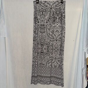 AB Studio Black and White Paisley Maxi Skirt